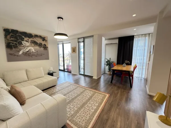Tirane, jepet me qera apartament 2+1 Kati 5, 146 m² 1.350 € 