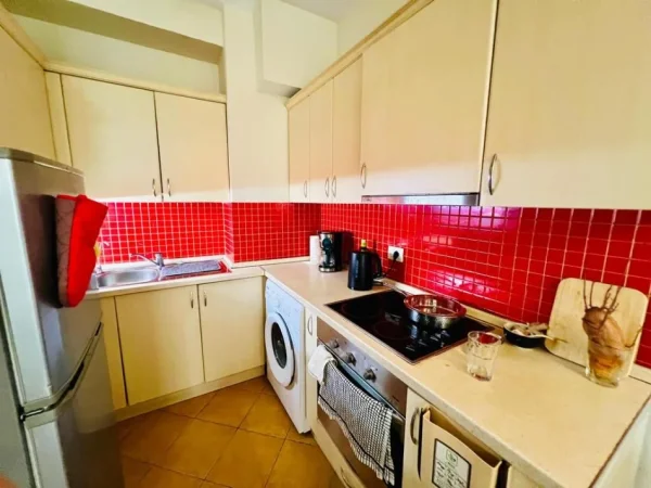 Tirane, shitet apartament 1+1+Aneks+Ballkon Kati 3, 65 m² 150.000 € 