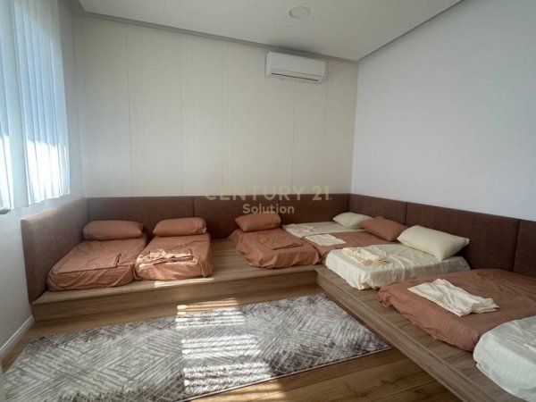 Tirane, jepet me qera Vile 2 Katshe Kati 2, 200 m² 2.500 € 
