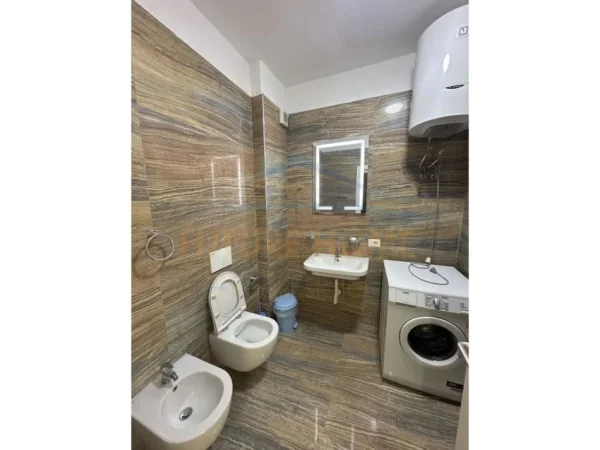 APARTAMENT 2+1 ME QERA, GRAND GALLERY , YZBERISHT