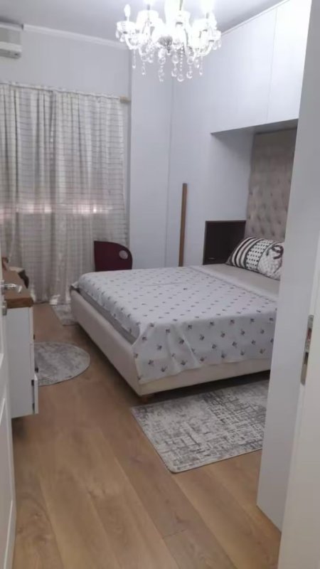 Tirane, jepet me qera apartament 2+1+Ballkon Kati 4, 70 m² 800 € (Myslym Shyri)