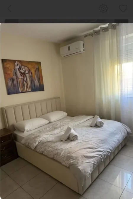 Tirane, jepet me qera apartament 1+1 Kati 3, 60 m² 500 € (Selvia)