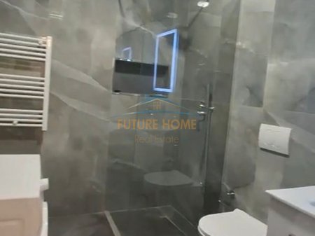 Tirane, jepet me qera apartament 1+1 Kati 2, 65 m² 650 € 