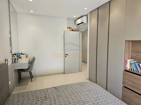 Tirane, jepet me qera apartament 2+1 Kati 6, 100 m² 750 € 