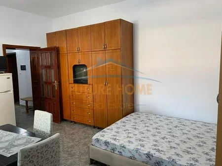 Tirane, shitet garsonier 1+1 Kati 0, 52 m² 75.000 € (QSUT, prane SHISH)