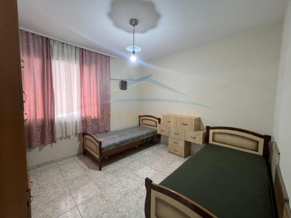 Tirane, jepet me qera apartament 1+1 , 60 m² 450 € 