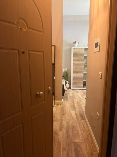 Tirane, shes apartament 1+1+Ballkon Kati 1, 66 m² 101.000 € (rruga dalip topi)
