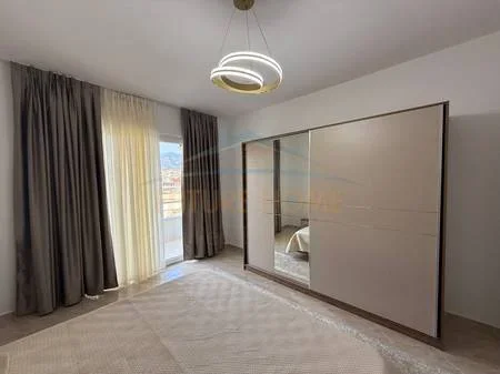 Tirane, jepet me qera apartament 1+1 Kati 5, 78 m² 500 € 