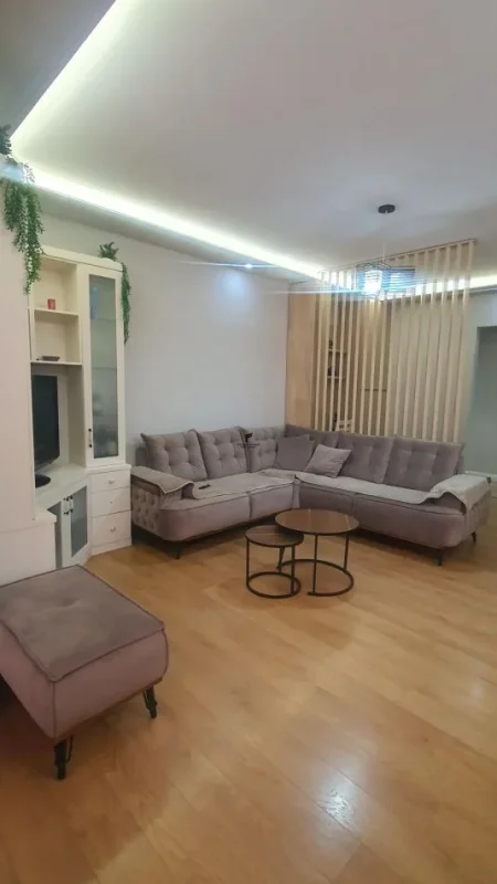 Tirane, shitet apartament 2+1 Kati 7, 95 m² 140.000 € (PALLATET CABEJ)