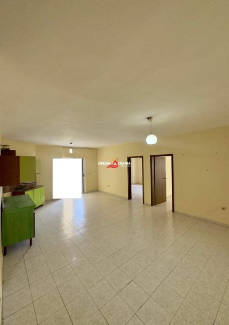 Tirane, jepet me qera apartament 2+1+Ballkon Kati 7, 80 m² 400 € (ne Don Bosko, prane VIVA Market)