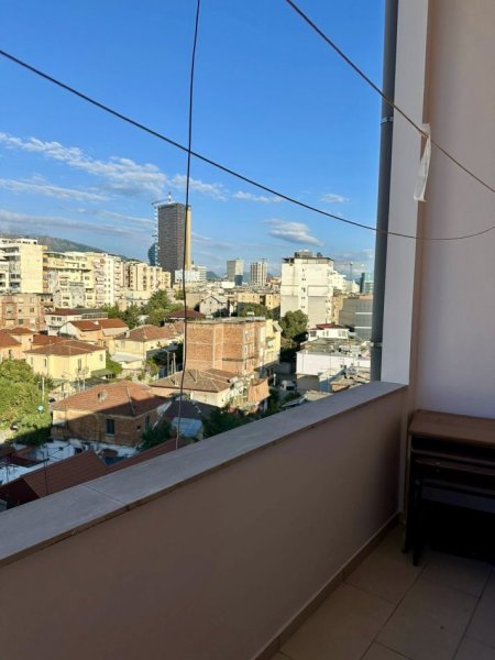 Tirane, jepet me qera garsonier 1+1 Kati 3, 50 m² 350 € (Mine Peza)