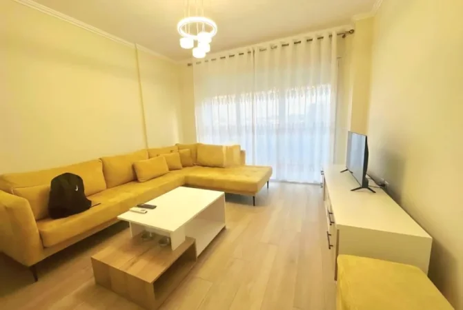 Tirane, jepet me qera apartament 2+1+Ballkon Kati 8, 100 m² 650 € (Don Bosko)