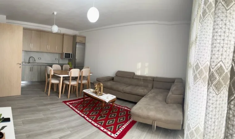 Tirane, jepet me qera apartament 3+1+Aneks+Ballkon Kati 3, 112 m² 750 € (rruga 5 maji)