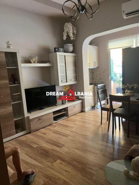 jepet me qera apartament Kati 1, 66 m² 100.000 € (ne Fresk, prane Spar 2)