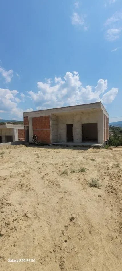 Tirane, shitet apartament , 202 m² 520.000 € 