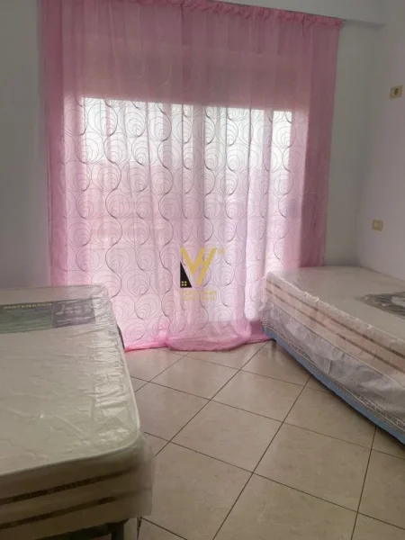 Tirane, jepet me qera apartament 2+1+Ballkon Kati 6, 95 m² 600 € (RRUGA KONGRESI I MANASTIRIT)