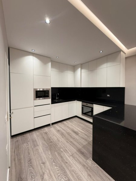 Tirane, jepet me qera apartament 1+1 Kati 1, 70 m² 600 € 