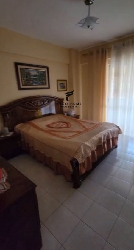 Tirane, jepet me qera apartament 2+1 Kati 2, 97 m² 400 € (PRANE QENDRES GLOBE)