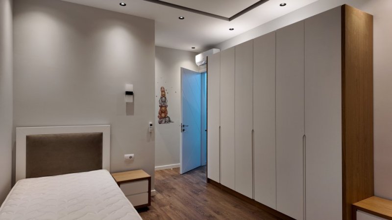 Tirane, jepet me qera Vile 2+1 Kati 2, 190 m² 1.000 € (Rruga Dalip Topi, ID: 530581008-17)