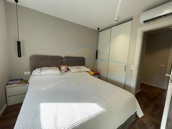 Tirane, shitet apartament 3+1 , 109 m² 240.000 € (Rruga e Kavajes, 21 Dhjetori)