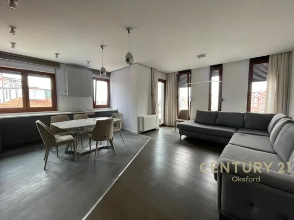 Tirane, jepet me qera apartament 2+1 Kati 4, 80 m² 650 € (Astir)