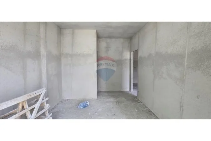 Tirane, shitet apartament 2+1+Ballkon , 114 m² 166.000 € 