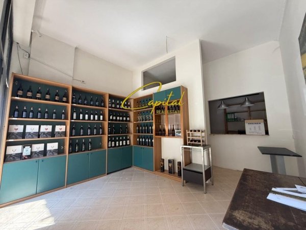 Tirane, shitet dyqan Kati 0, 103 m² 169.000 € (LAPRAKE)