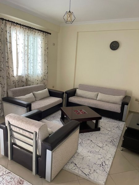 Tirane, jepet me qera apartament 2+1+Aneks+Ballkon Kati 2, 100 m² 450 € (Astir Vila L)