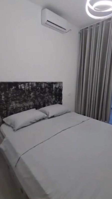 Tirane, jepet me qera apartament 1+1 Kati 2, 90 m² 650 € (Mbrapa Ministrise se Drejtesise)