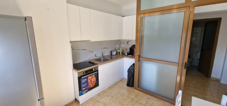 Tirane, jepet me qera apartament 2+1 Kati 4, 78 m² 550 € (Don Bosko)
