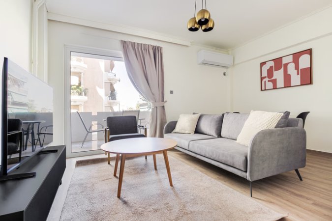 Tirane, jepet me qera apartament 1+1+Ballkon Kati 3, 60 m² 600 € (kodra e diellit)