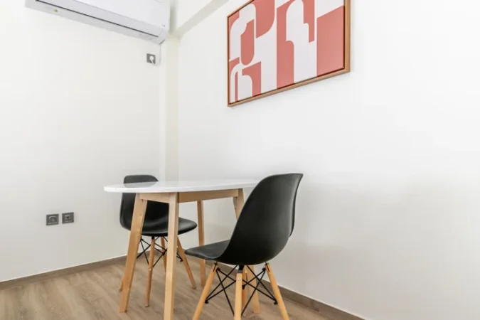 Tirane, jepet me qera apartament 1+1+Ballkon Kati 3, 60 m² 600 € (kodra e diellit)