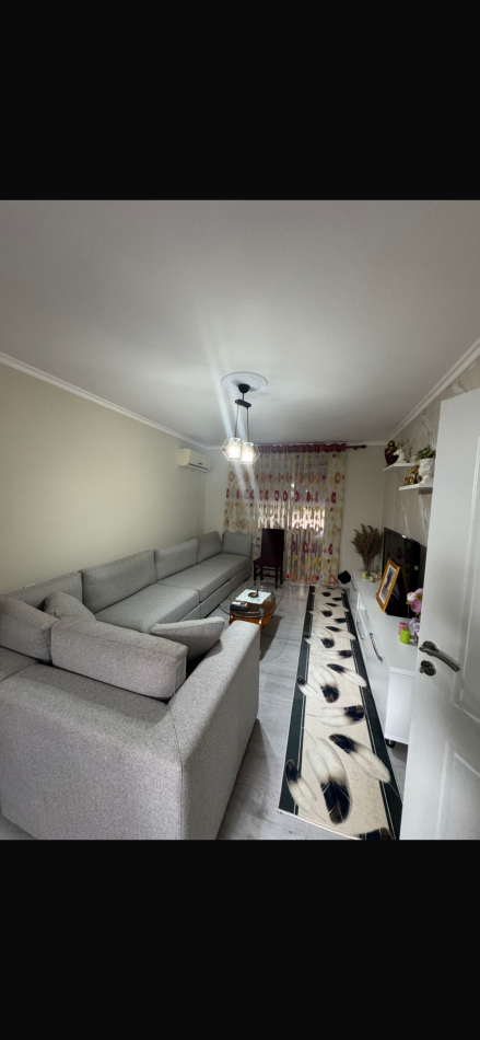 Jepet me qera apartament 1+1+Ballkon , 65 m² 550 €