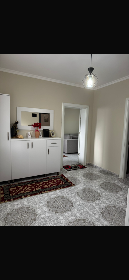Jepet me qera apartament 1+1+Ballkon , 65 m² 550 €