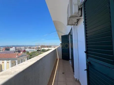 Tirane, shitet apartament 2+1+Ballkon Kati 7, 109 m² 175.000 € (Kinostudio)