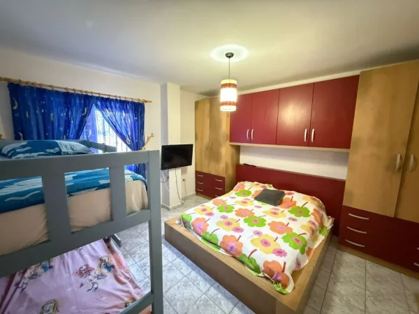 Durres, shitet apartament 1+1+Ballkon Kati 1, 71 m² 89.200 € (Mbrapa Hotel Pinea)