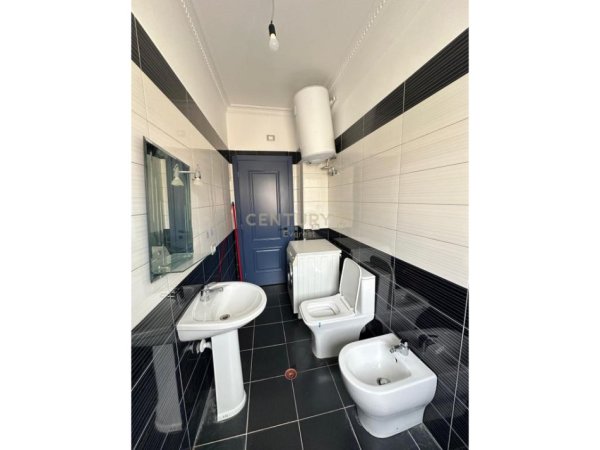 Tirane, shes apartament 2+1 Kati 2, 89 m² 190.000 € (Brryli)