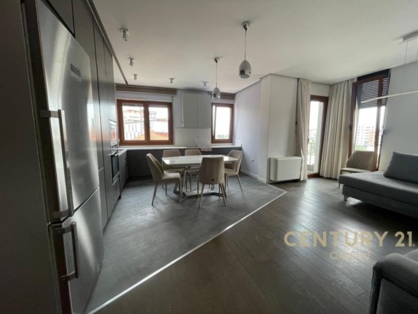 Tirane, jepet me qera apartament 2+1 Kati 4, 80 m² 650 € (Prane Rreth Rrotullimit ne Astir)