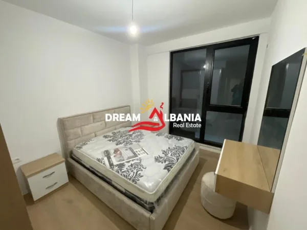 Tirane, jepet me qera apartament 2+1 Kati 2, 100 m² 700 € (ne Ali Dem)