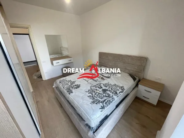 Tirane, jepet me qera apartament 2+1 Kati 2, 100 m² 700 € (ne Ali Dem)