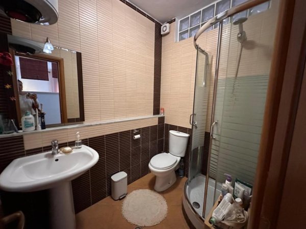 Tirane, shes apartament 1+1+Ballkon Kati 2, 65 m² 150.000 € (Rruga Mihal Grameno)