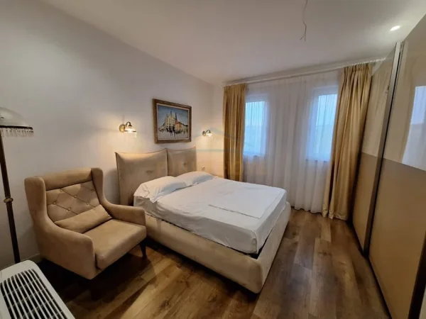 0683487469 Tirane, shitet apartament 2 Katshe Kati 0, 400 m² 650.000 € (MULLET)