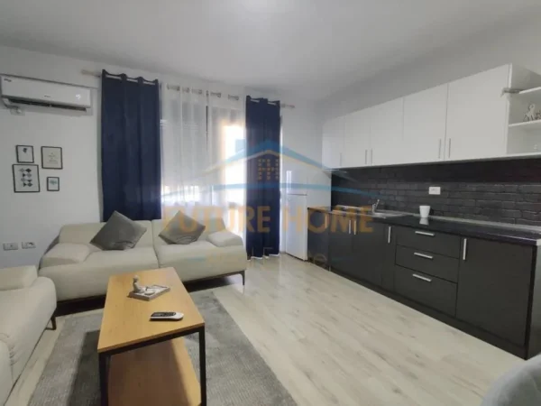 Tirane, jepet me qera apartament 1+1 Kati 5, 66 m² 500 € (PRANE MOZAIKUT)