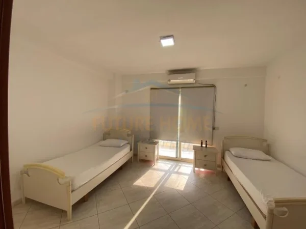 0683487469 Tirane, jepet me qera apartament 2+1 Kati 7, 97 m² 600 € (BULEVARDI I RI)