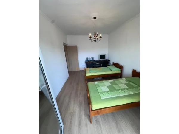 0683487469 Tirane, shitet apartament 2+1 Kati 4, 74 m² 147.000 € (Rruga Bardhyl)