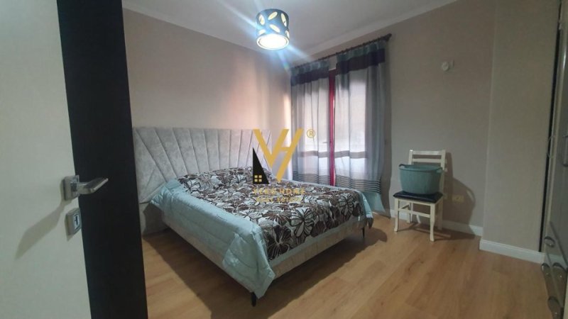 Tirane, shitet apartament 2+1+Ballkon Kati 7, 95 m² 140.000 € (PALLATET CABEJ)