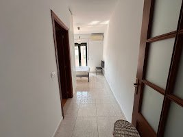 Tirane, shes apartament 2+1+Ballkon Kati 10, 101 m² 310.000 € (Rruga e Barrikadave)