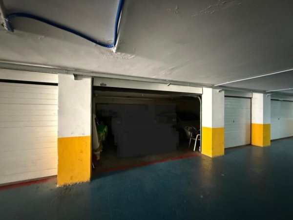 Tirane, shitet apartament 3+1 Kati 5, 234 m² (Liqeni i Thate)