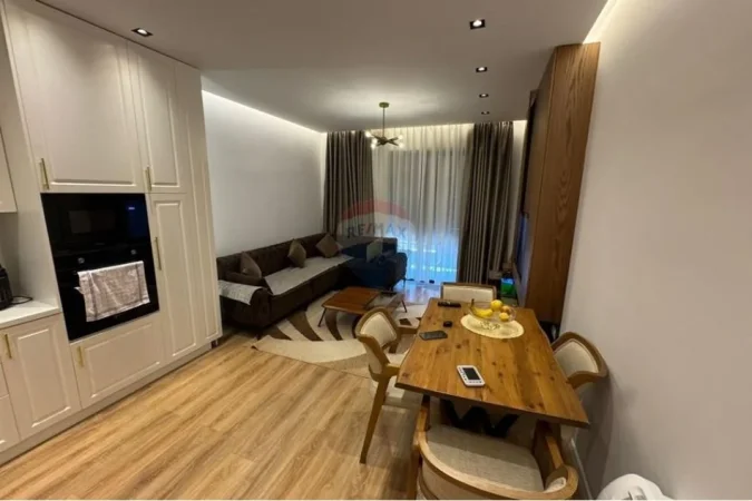 Tirane, shitet apartament 2+1+Ballkon Kati 5, 102 m² 195.000 € 