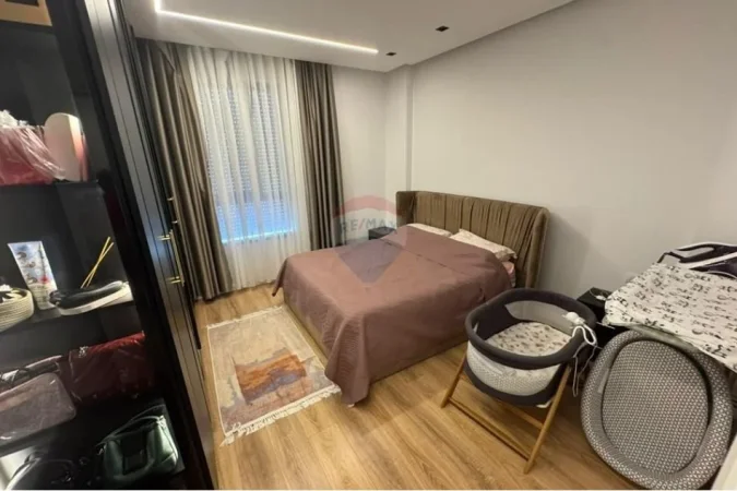 Tirane, shitet apartament 2+1+Ballkon Kati 5, 102 m² 195.000 € 